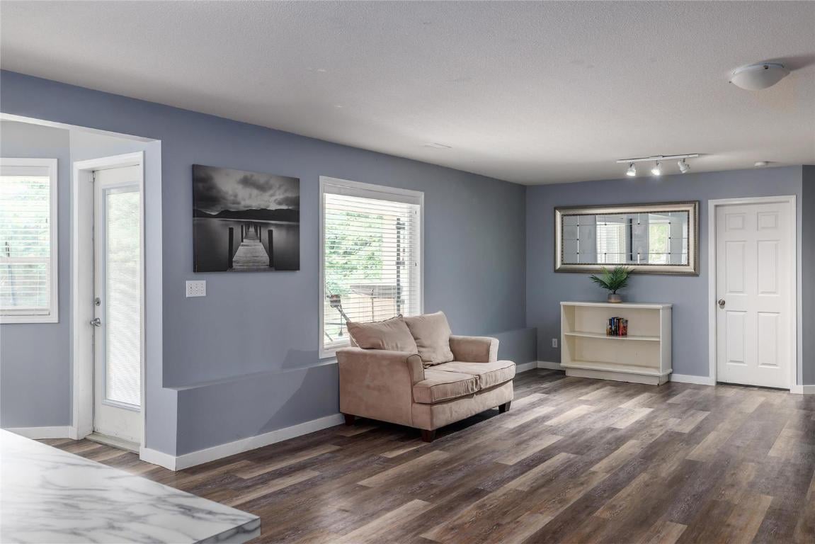 1139 Caledonia Wy