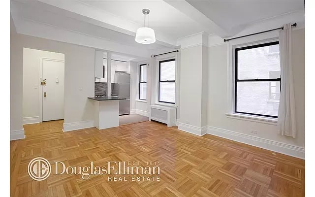 467 Central Park West Unit: 6G