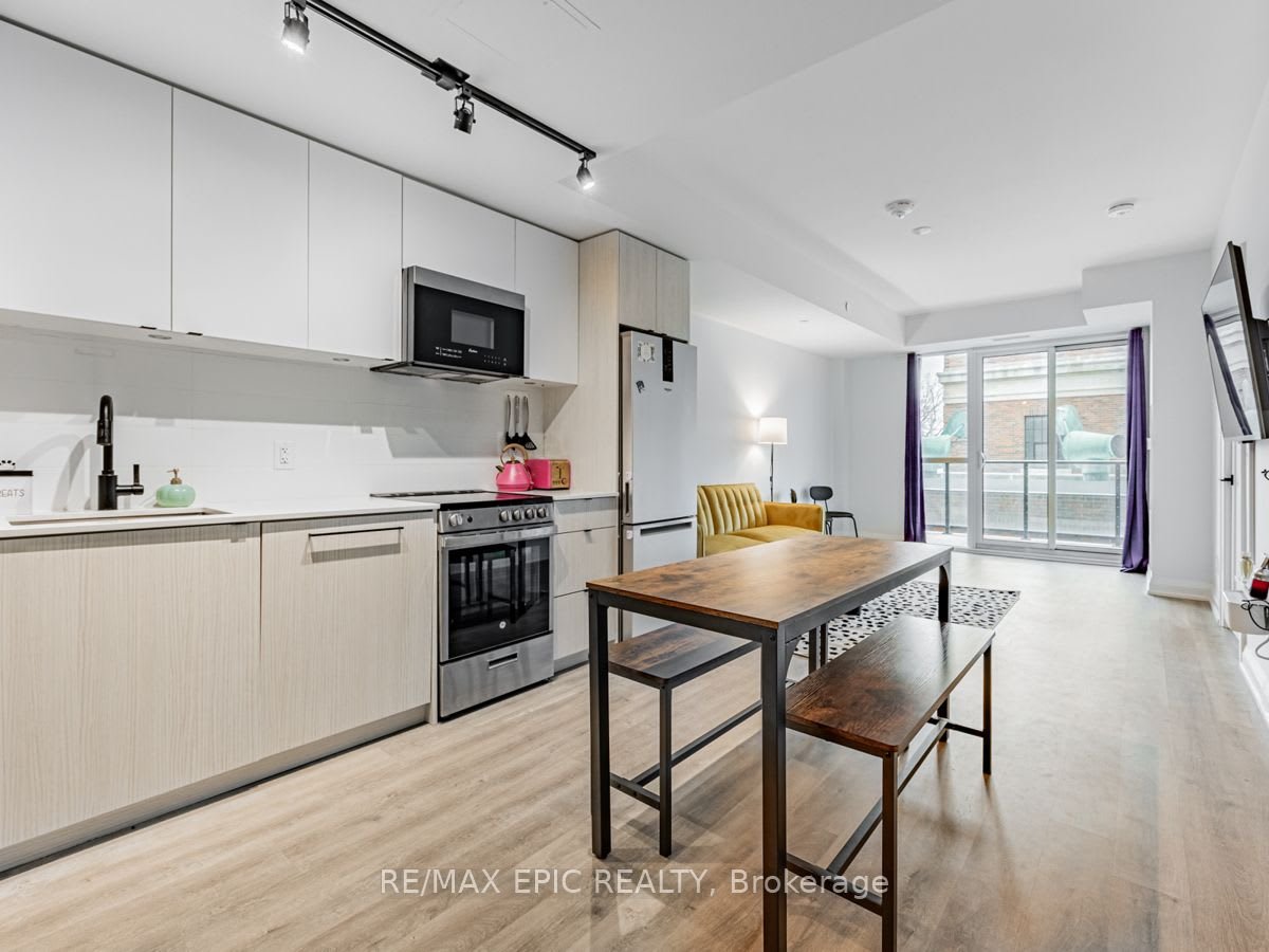 2369 Danforth Ave 317