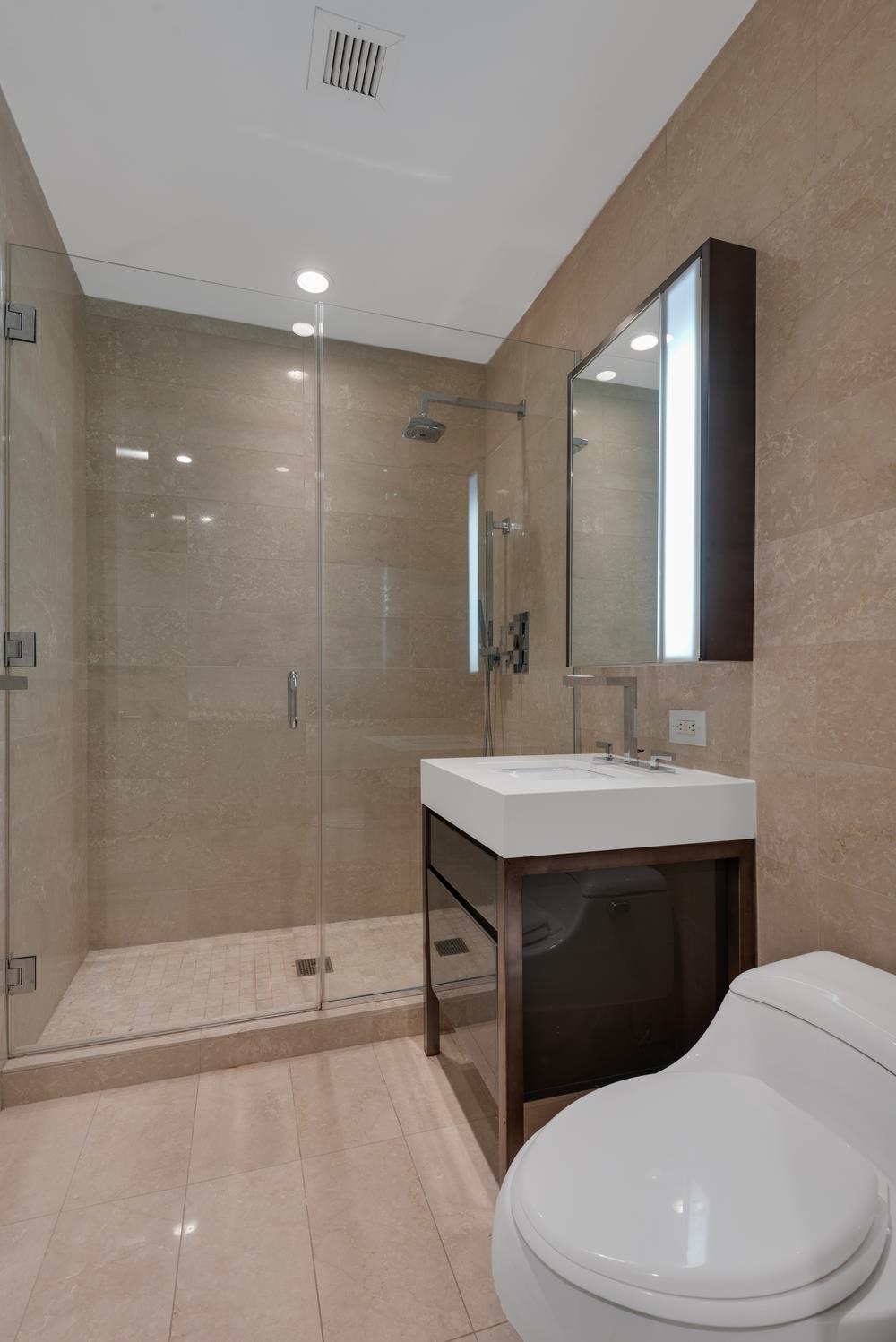 75 Wall Street, Apt 34-O