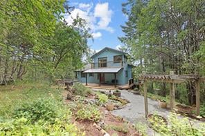 4477 Lindholm Rd