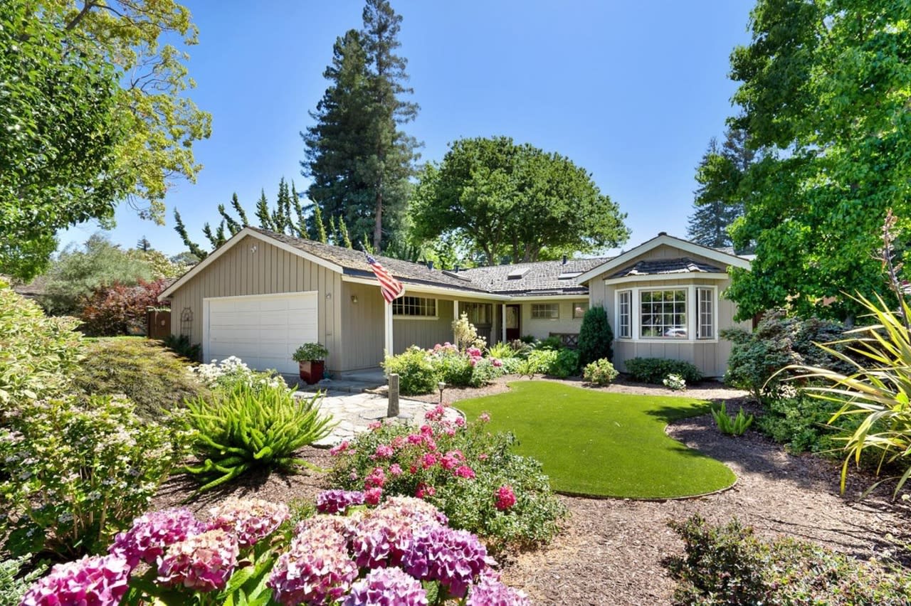 463 Claremont Way