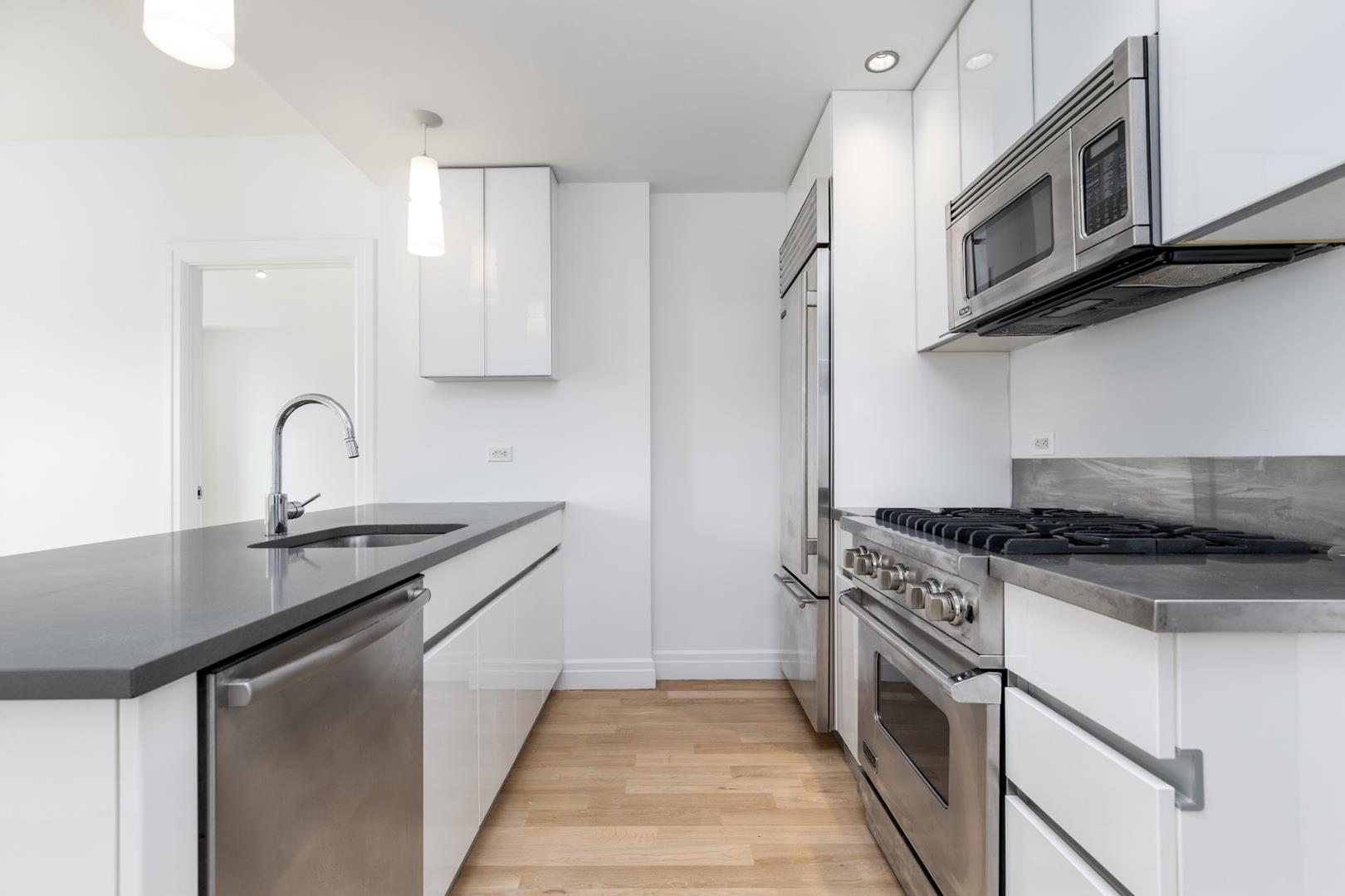 554 West 54th Street, Apt 26-F