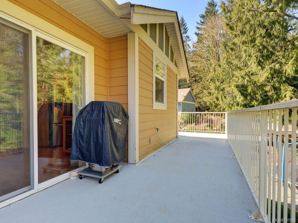 2552 Kinnoull Cres