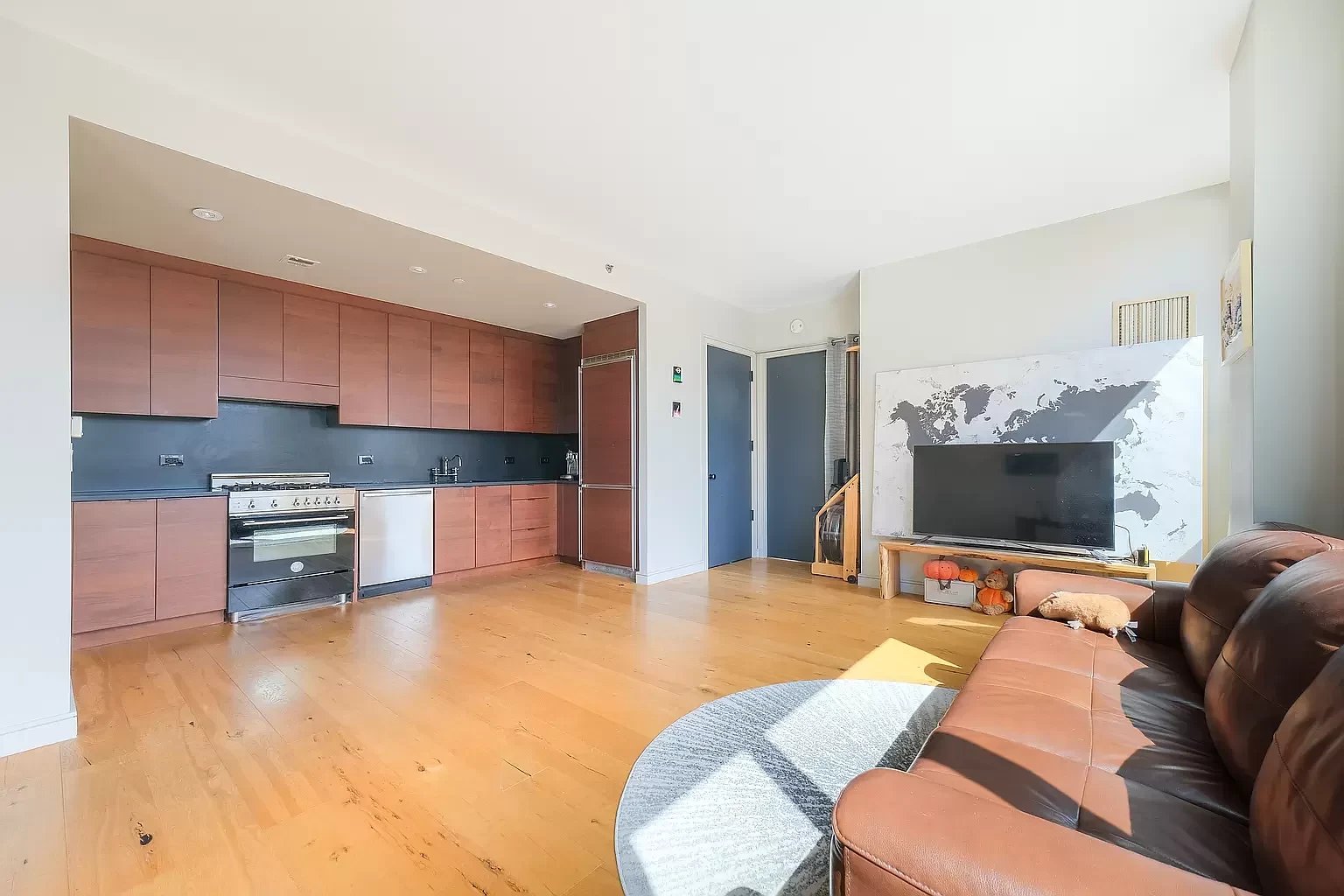 540 W 28th St APT 12E