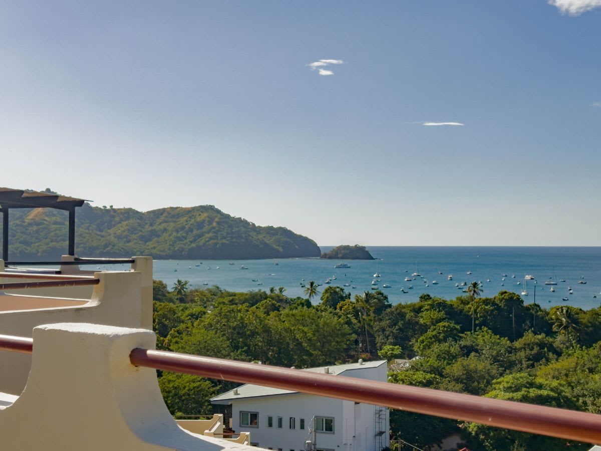 Panoramic Ocean View Townhouse in Playas del Coco