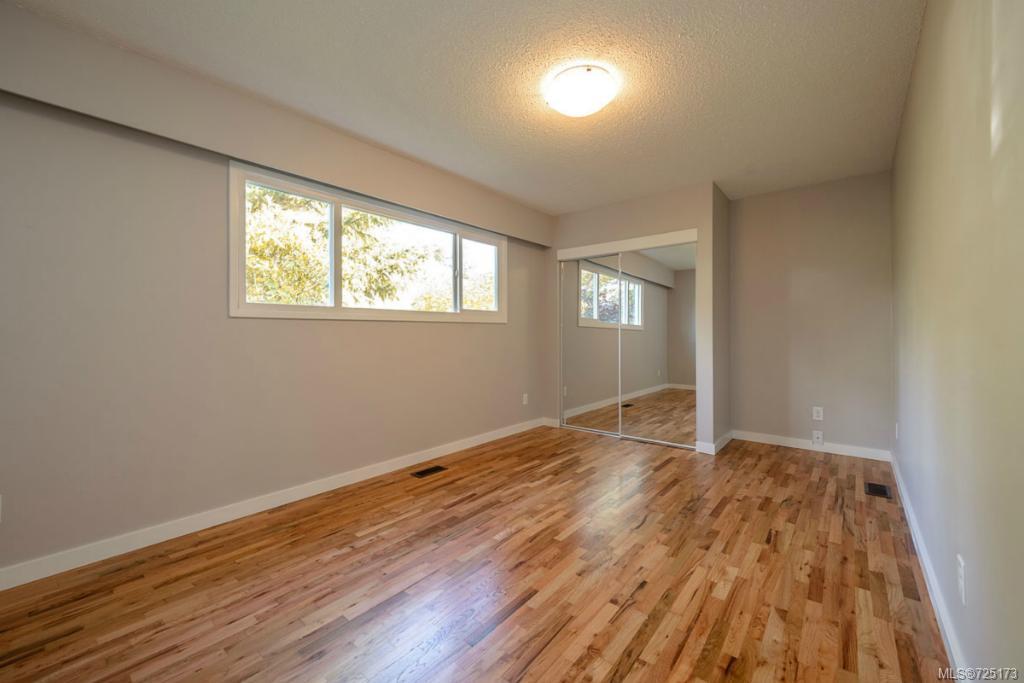 4731 Carloss Pl, Saanich