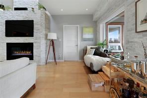 408-6591 Lincroft Rd