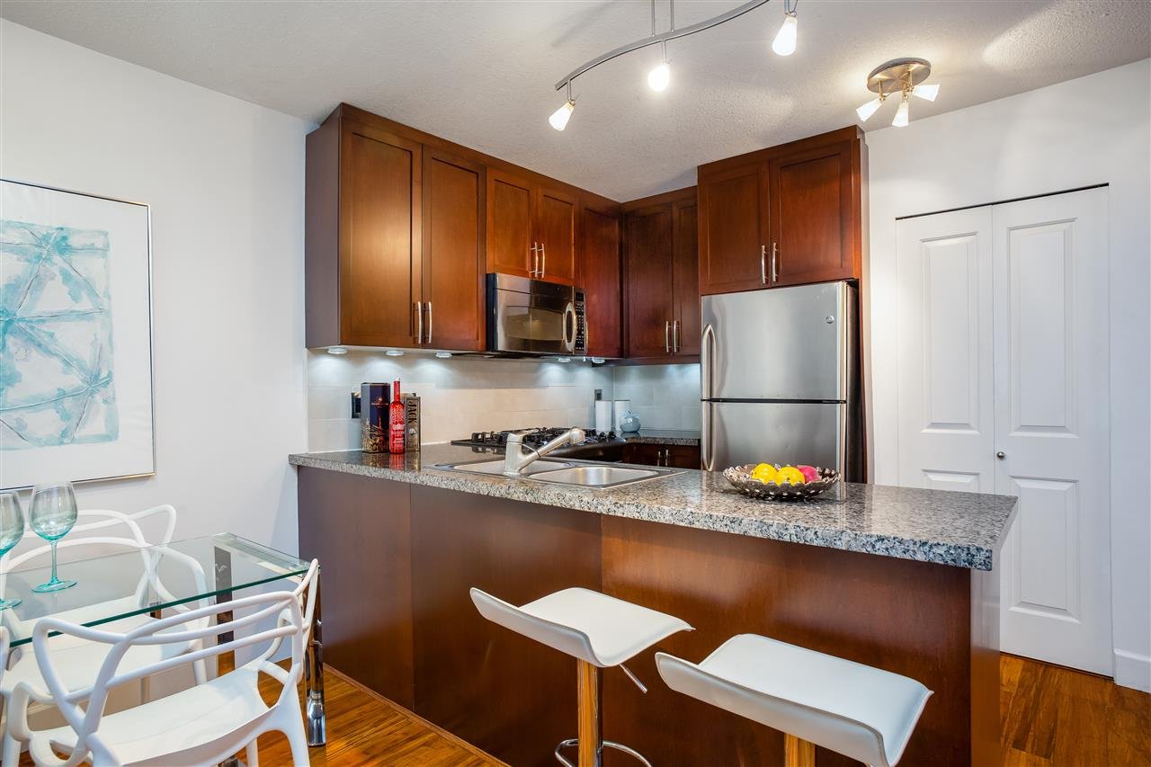 109-3811 Hastings St