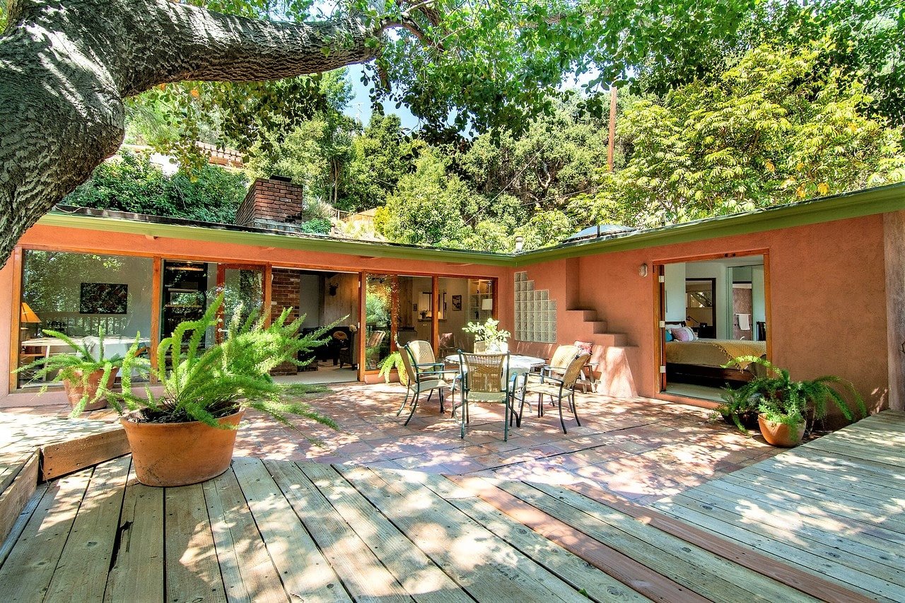 3709 Broadlawn Dr