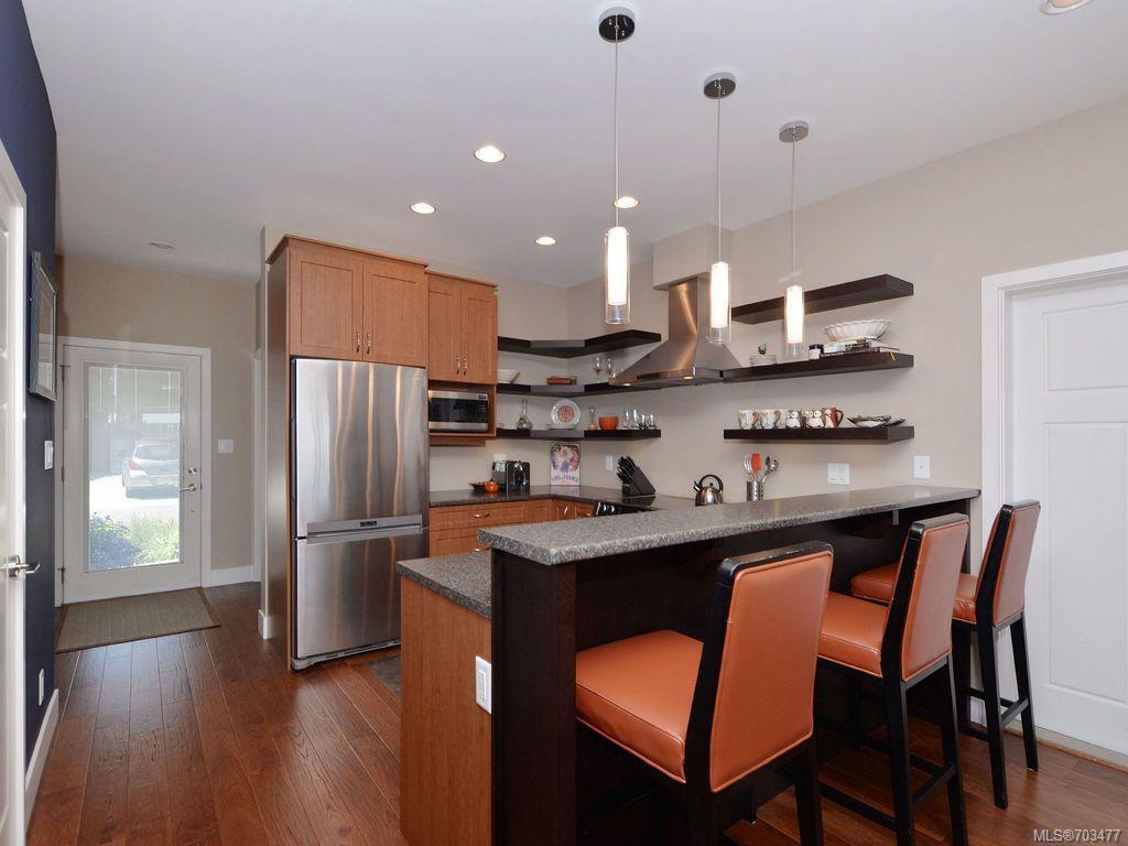7-1893 Prosser Rd