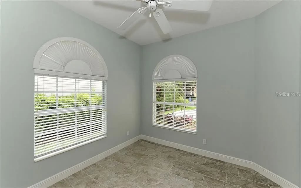 5885 Ferrara Dr