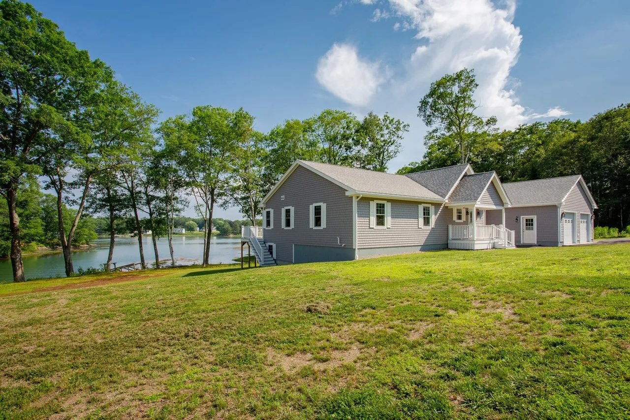 Home for Sale – 360 East Side Road, Boothbay, ME – $789,000