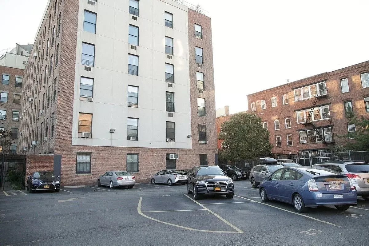 29 Tiffany Pl, #3K