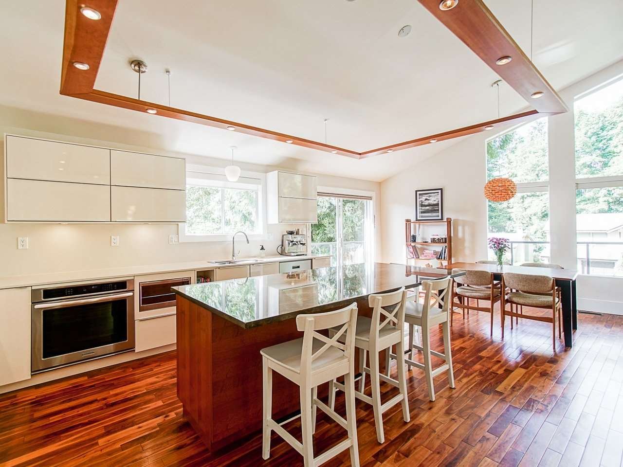 2612 Hardy Cres
