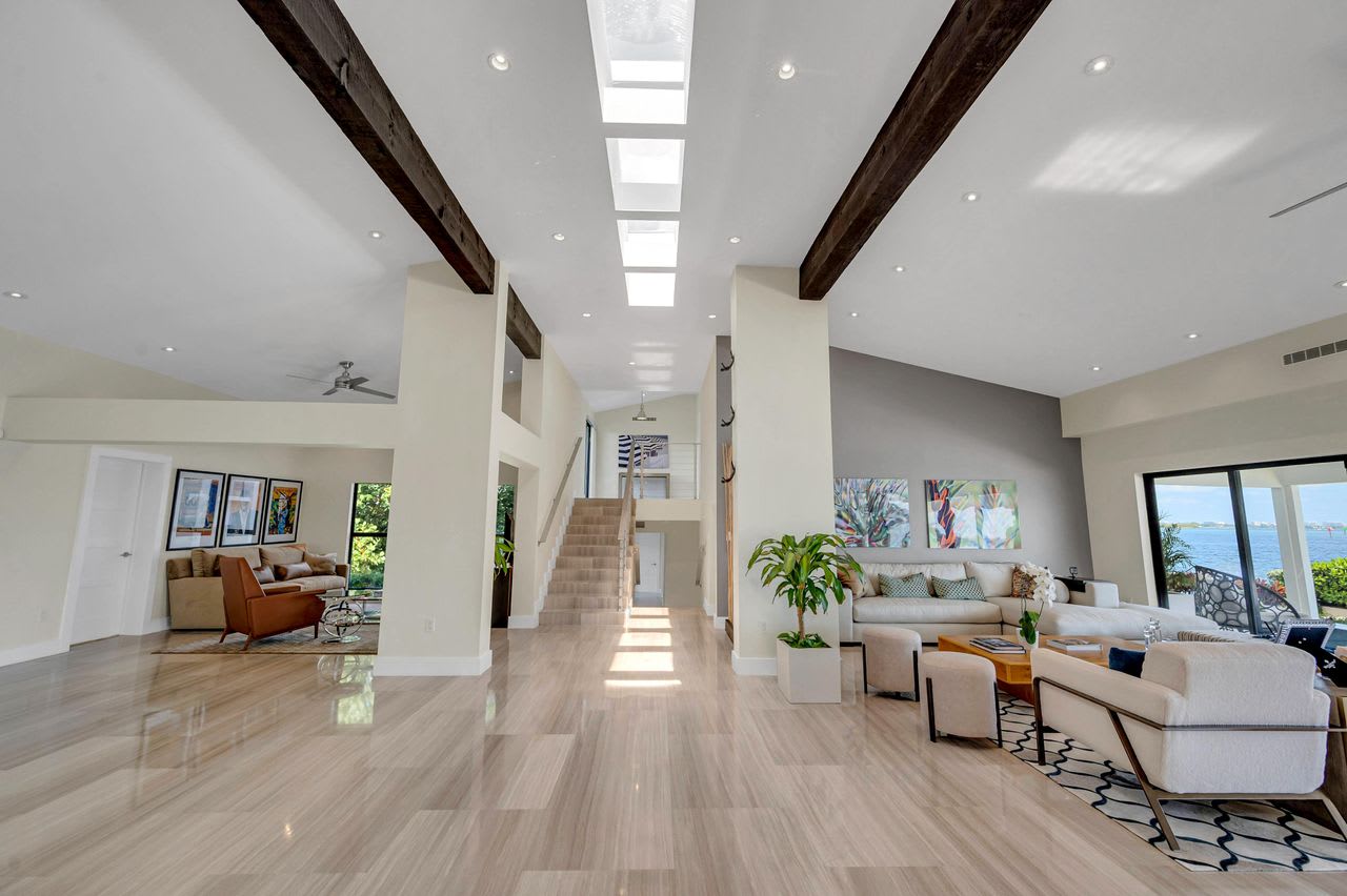 Miami’s Upper East Side Bayfront Residence