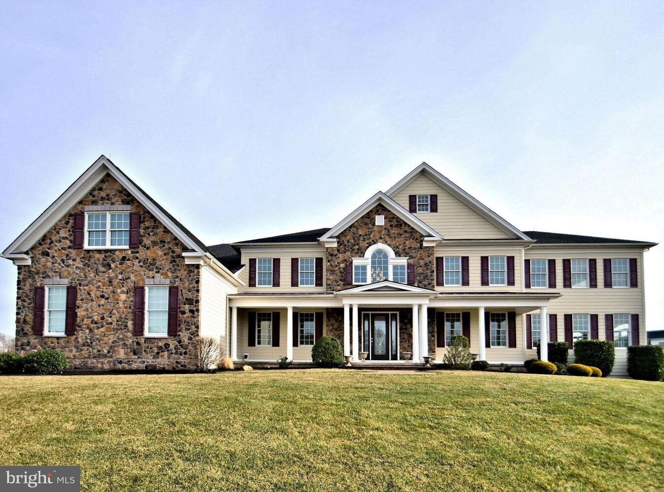 236 Jane Chapman Drive E