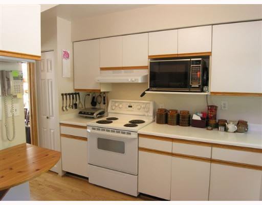 138-3300 Capilano Rd