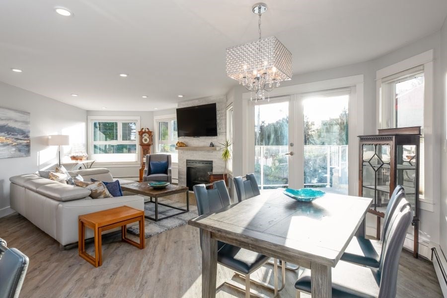 204-15367 Buena Vista Ave