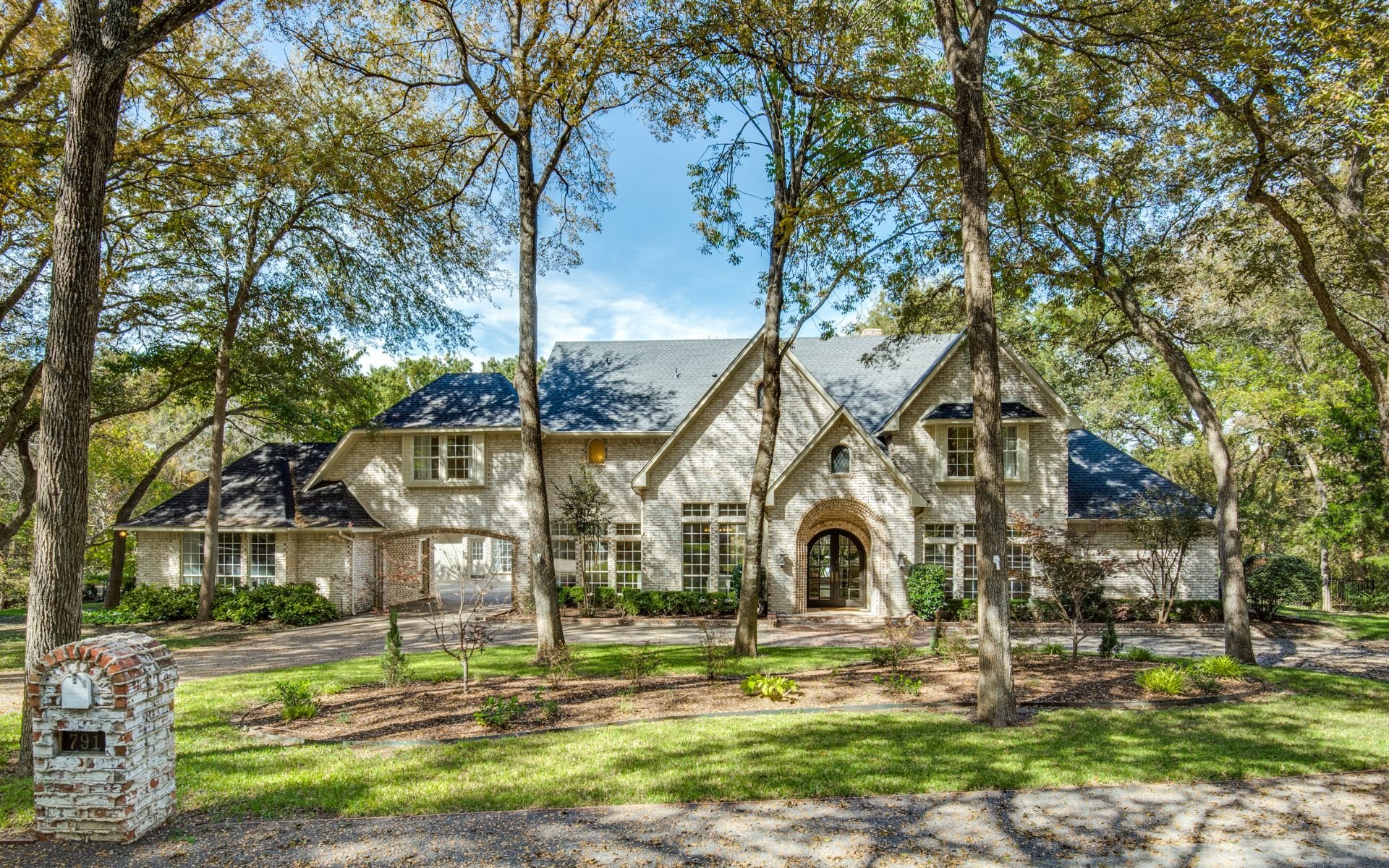 791 Creekwood Drive