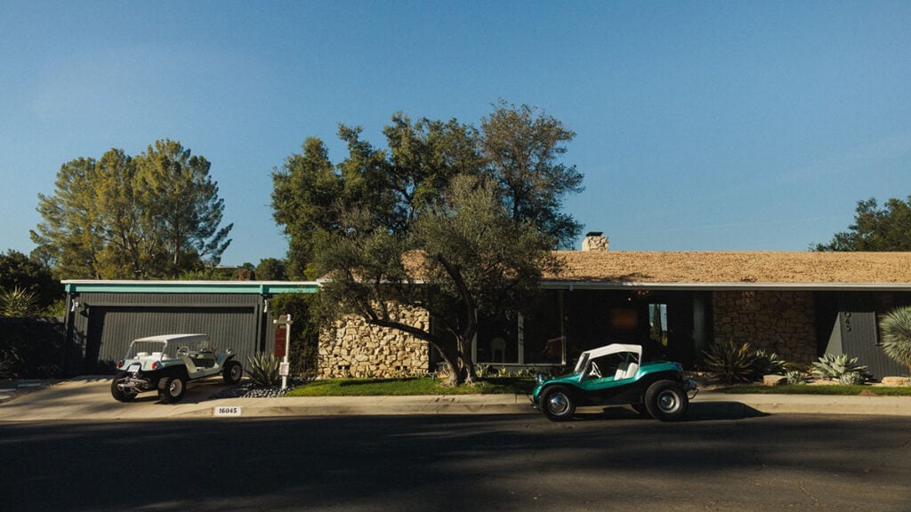 Architecture x Automobiles: A Stylish Celebration of 1964 Design in Royal Oaks