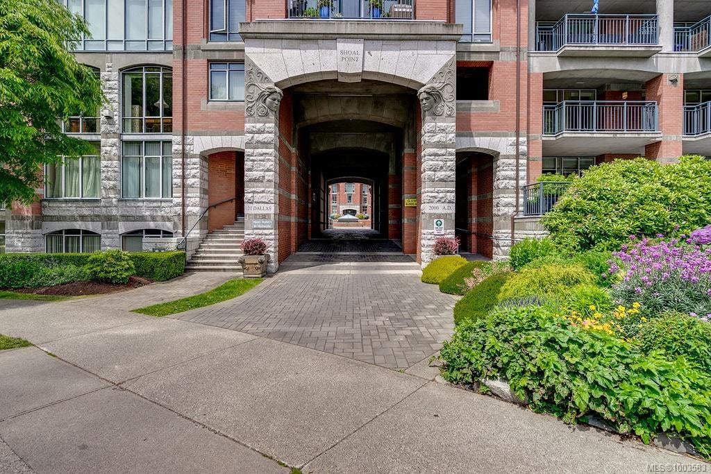 330-21 Dallas Rd