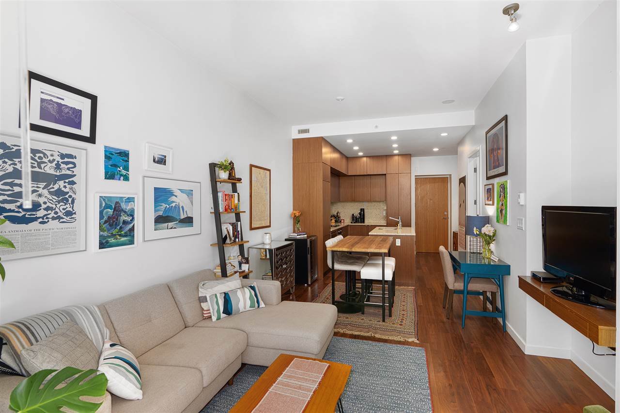 306-1205 Howe Street, Vancouver