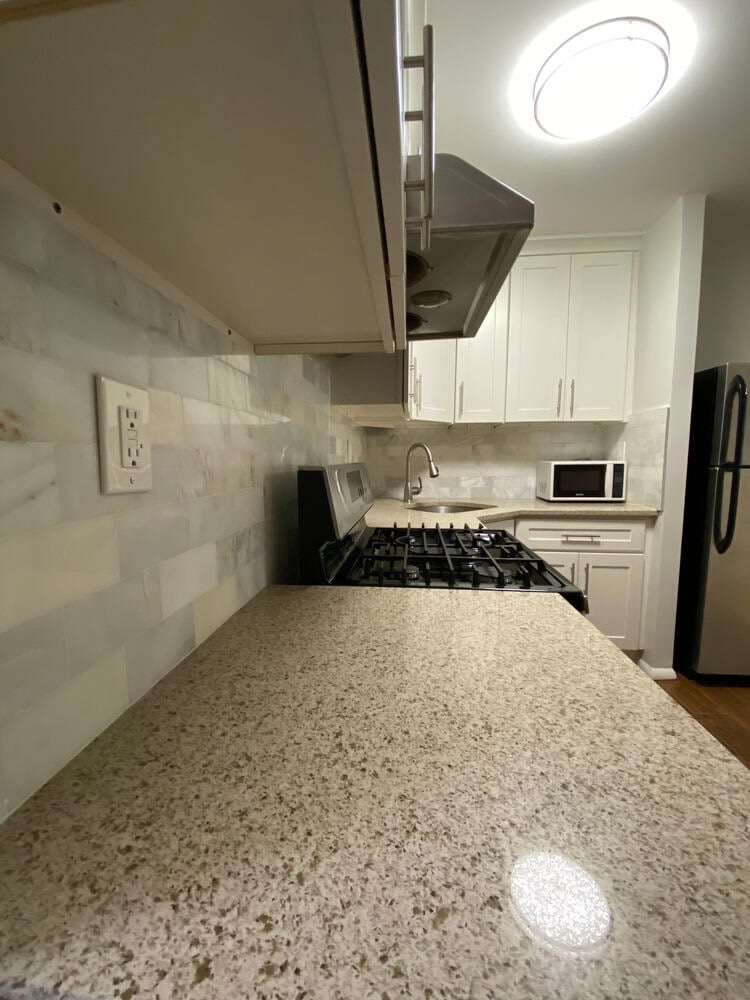 26-14 9th St, #3F