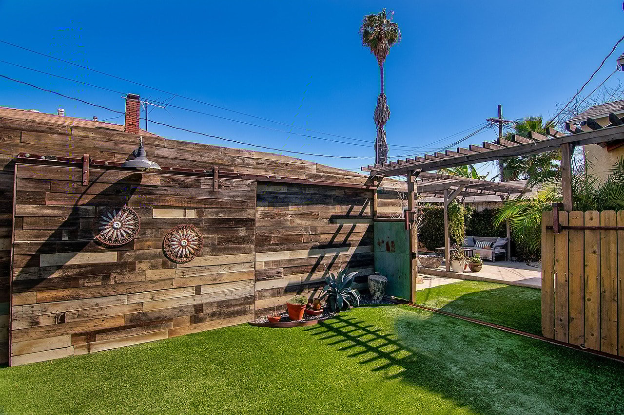 1708 3rd Ave