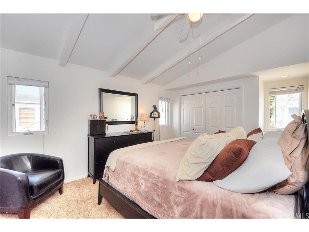 420 Poinsettia Ave