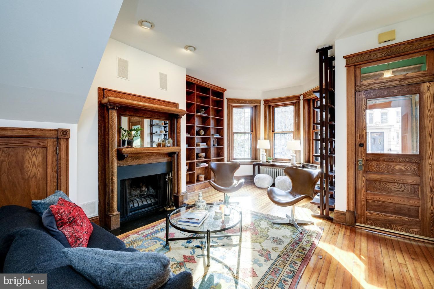 132 12TH ST SE