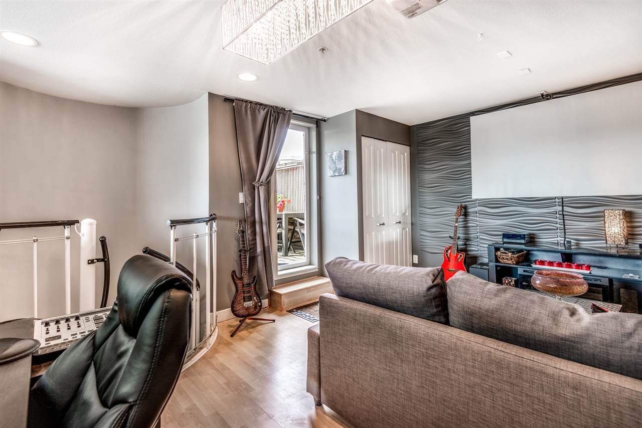 A421-2099 Lougheed Highway, Port Coquitlam