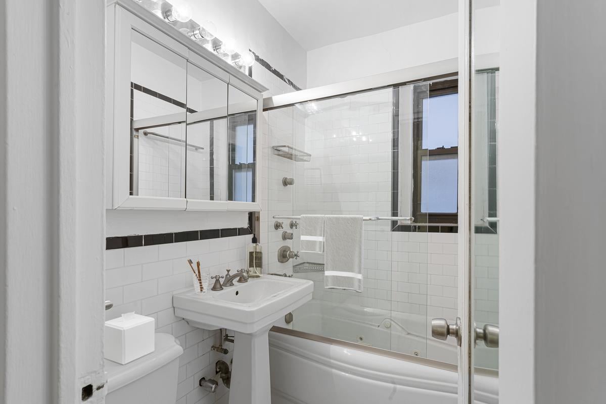 1410 York Avenue, Apt 4-G