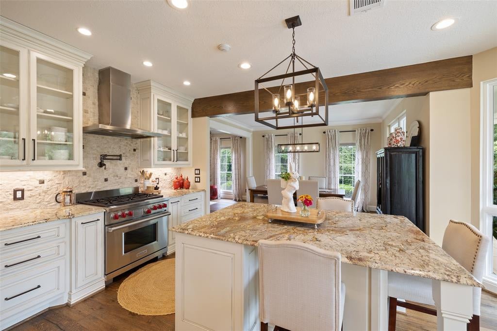 461 Piney Creek Rd Bellville, Tx 77418