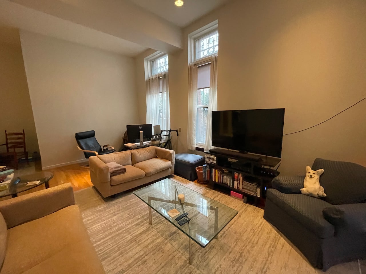 Back Bay / South End Border - 2 bed 1 bath w/ common laundry & common roof deck! 