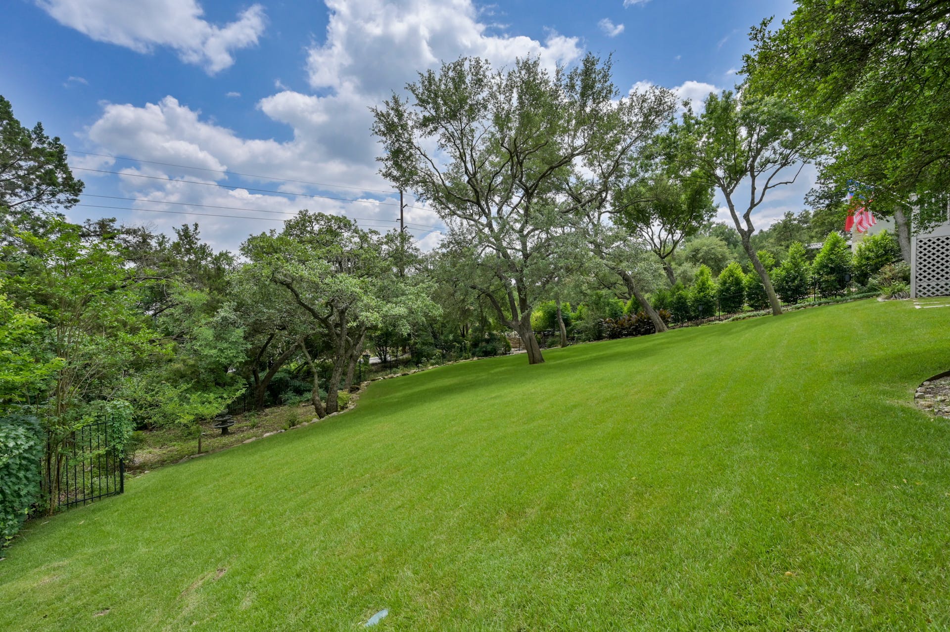 2015 Westlake Drive