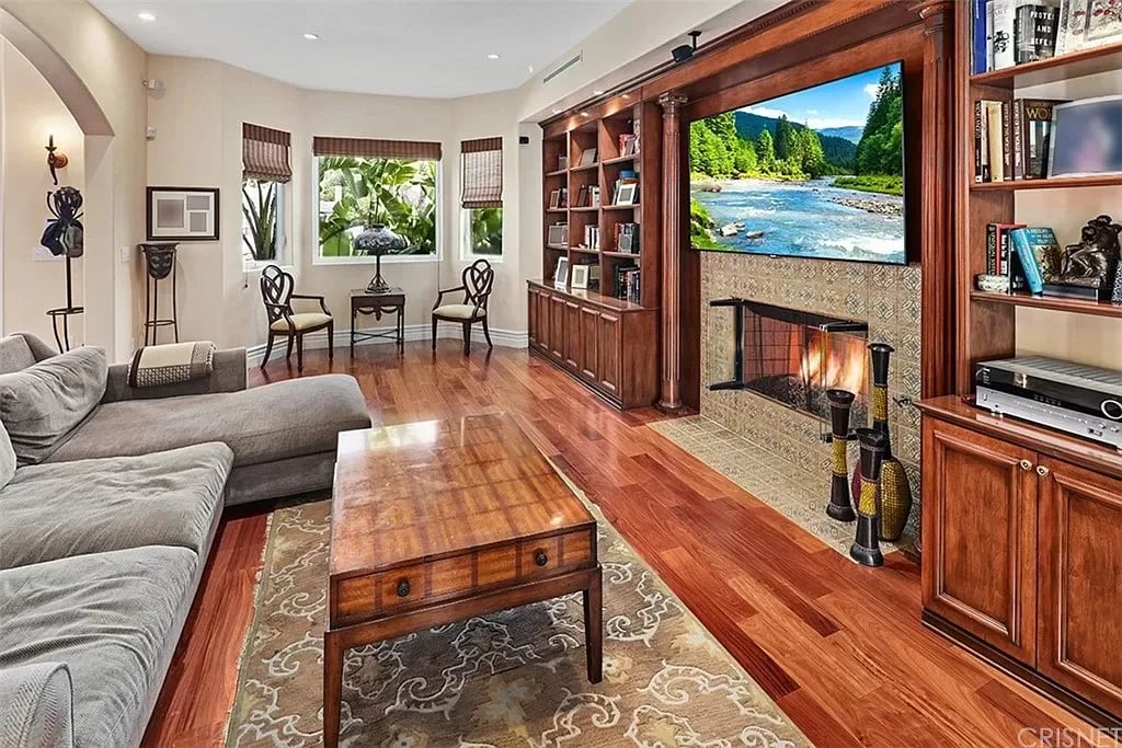 5007 Garden Grove Ave