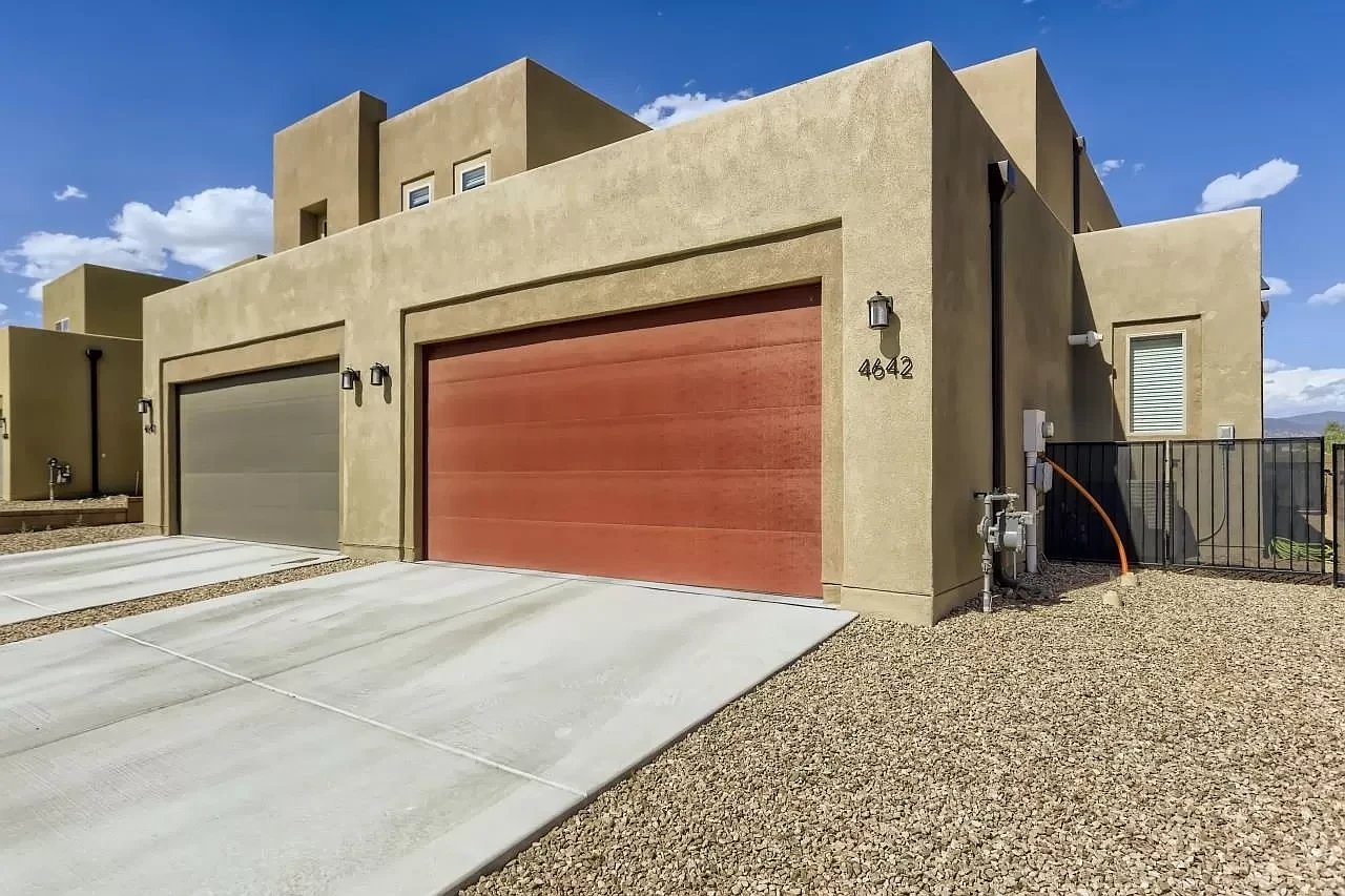 4642 Rail Runner Rd