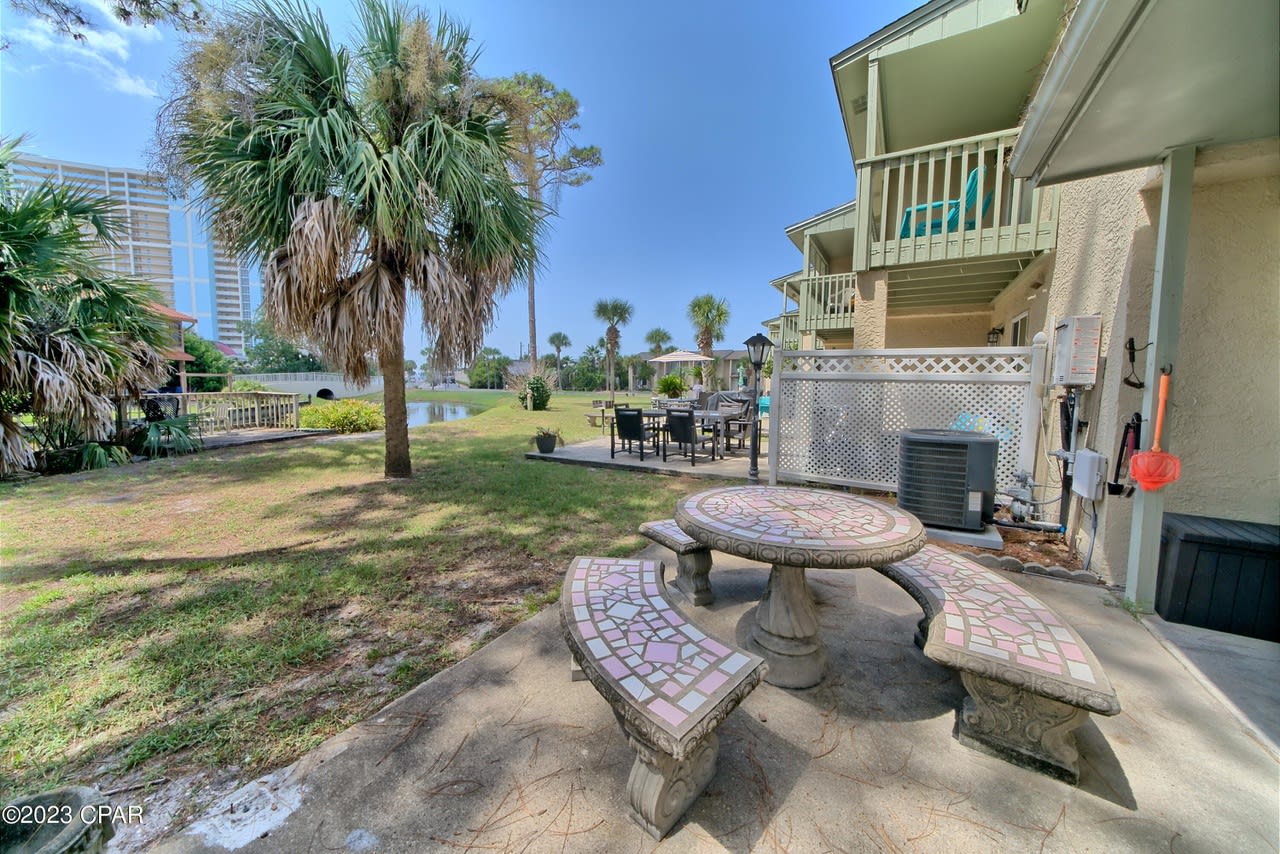 122 White Sandy Drive