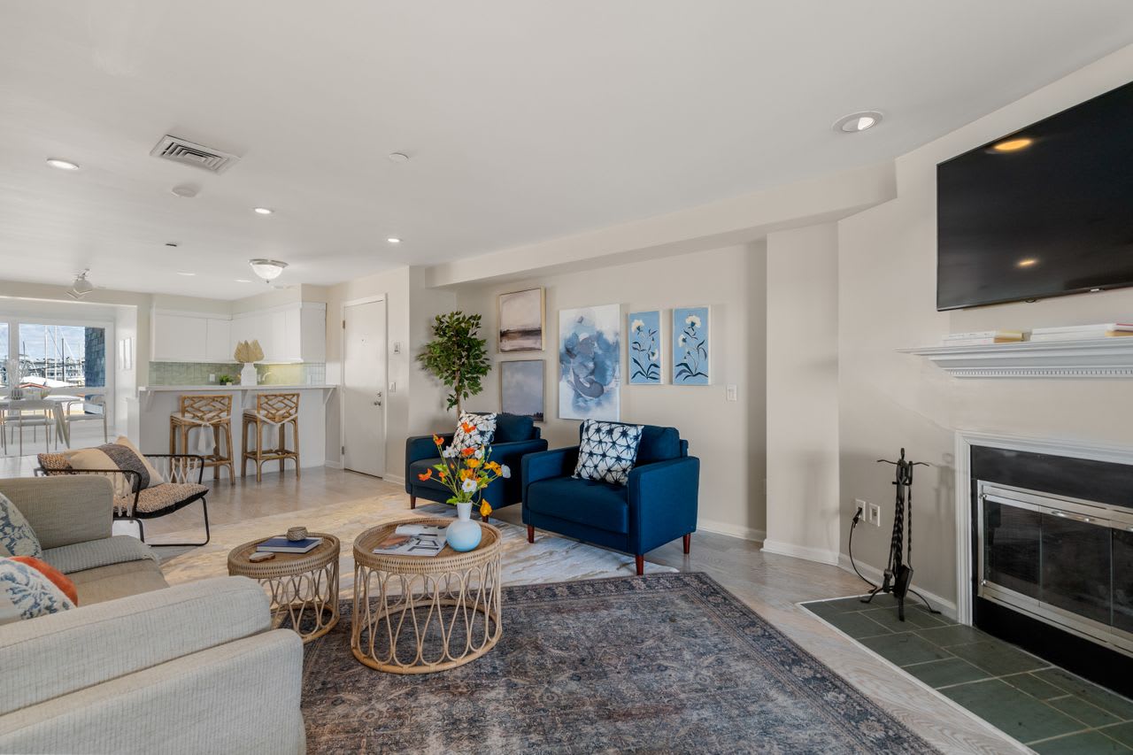 Off-Market 31 Coddington Wharf #21 