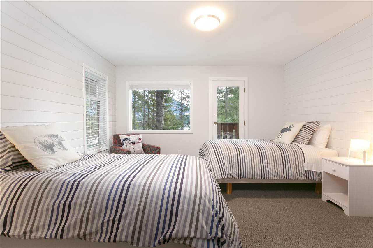 8636 Lakewood Ct