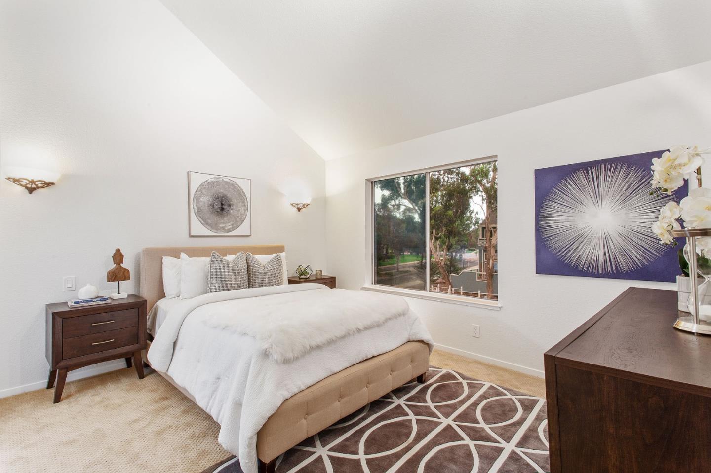 844 Portwalk Pl