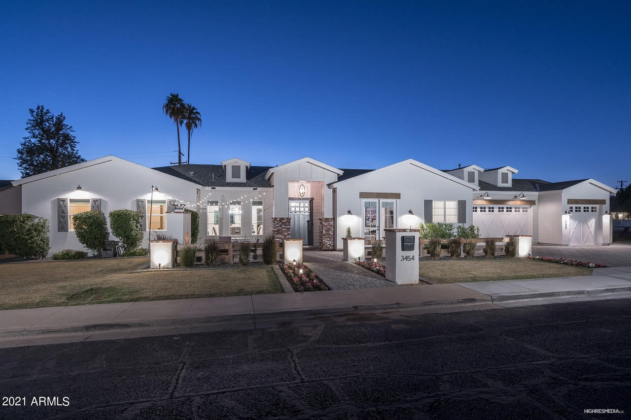 3454 N 50th Pl
