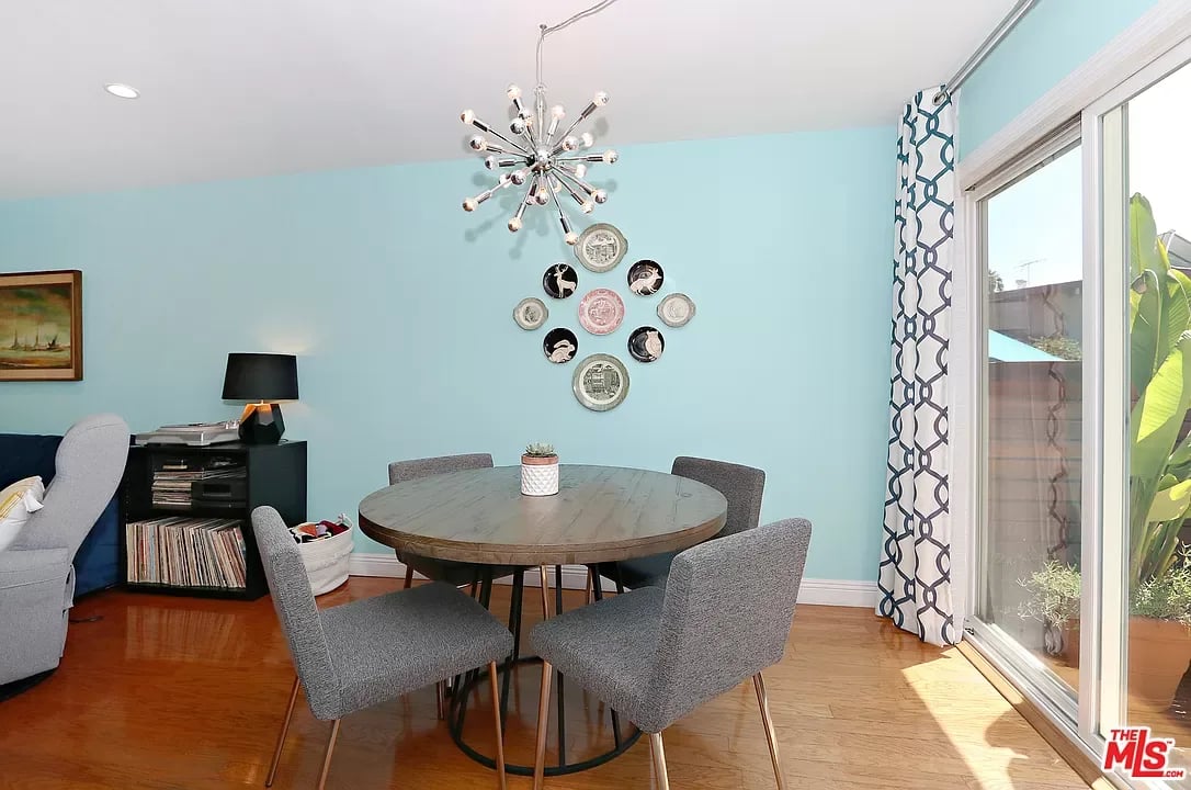 11138 Aqua Vista St #24
