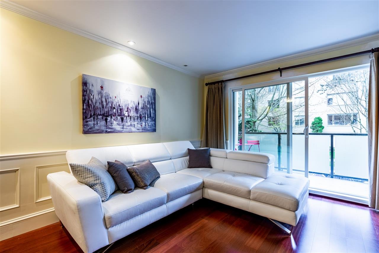 206-1396 Burnaby St