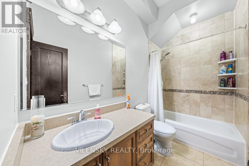 #BSMT -9193B Bathurst St