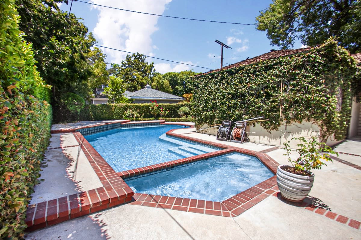 4559 Van Noord Ave Studio City, CA