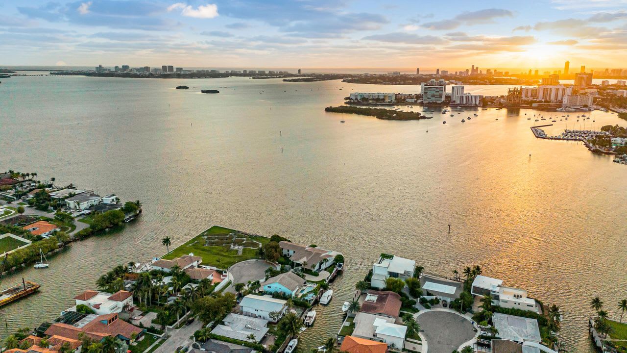 Miami’s Upper East Side Bayfront Residence