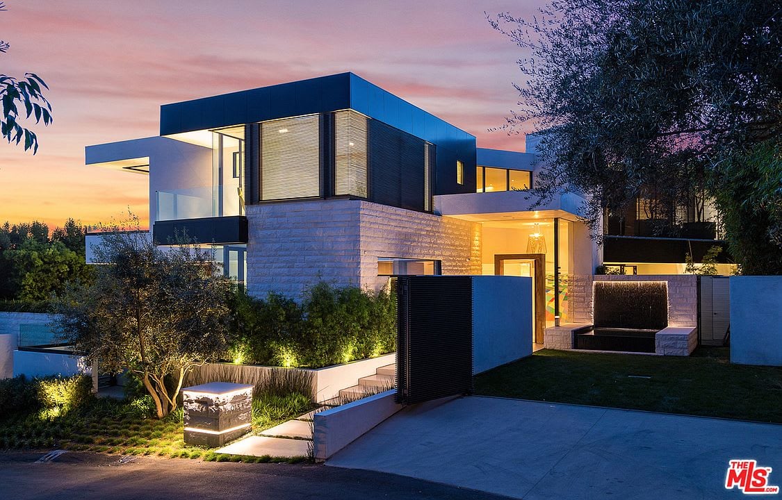 Infinity Palazzo