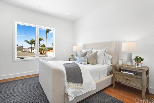 417 Holmwood, Newport Beach